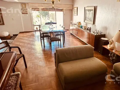 Alquiler Casa en inmejorable ubicación super amplia