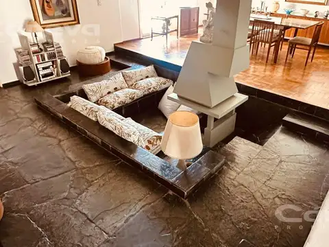 Alquiler Casa en inmejorable ubicación super amplia