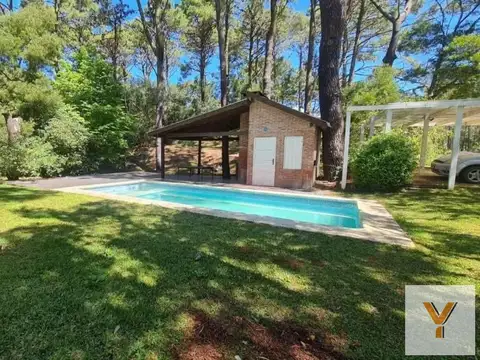 Casa en Venta con 1 cochera