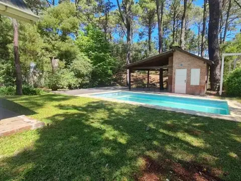 Casa en Venta con 1 cochera