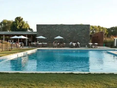 Lote a la laguna San Sebastian