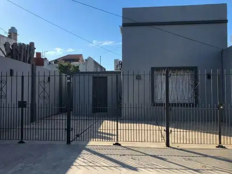 Departamento Tipo Casa 2 Ambientes con Cochera