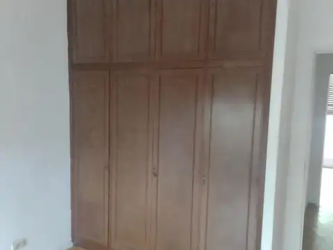 Depto Tipo Casa 4 ambientes con 2 baños