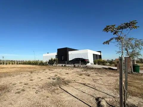 Terreno en Venta en Puertos - Barrio Nativas, USD 100.000