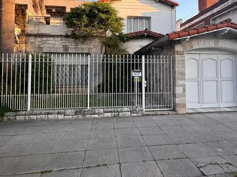 Casa de cuatro ambientes - Ituzaingó Norte