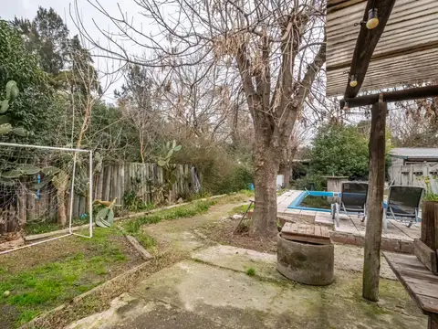 Casa en Venta con 2 cocheras