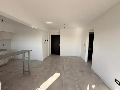 Departamento en Alquiler en Ituzaingo Sur, $ 700.000