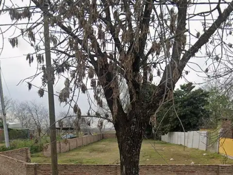 Excelente terreno frente a la plaza Laguna Paiva