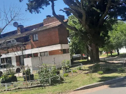 PH en venta - 2 Dormitorios 2 Baños - Cochera - 88Mts2 - San Bernardo del Tuyú