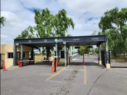 Casa En Venta En Altos De Campo Grande Al 200, Pilar, Bs.As. G.B.A. Norte 100