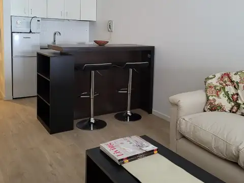 AV SANTA FE 800, Piso 7