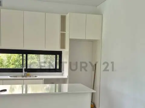 Casa en Alquiler de 5 dormitorios