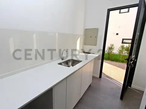 Casa en Alquiler 1 año