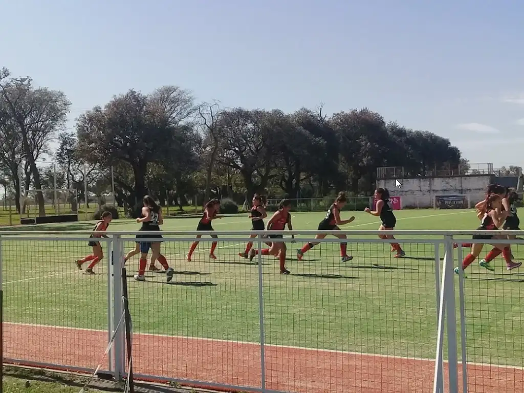 Actividades deportivas futbol, rugby, hockey en Country Club Belgrano