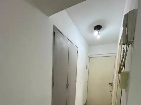 Departamento en Alquiler en Monserrat, $ 400.000