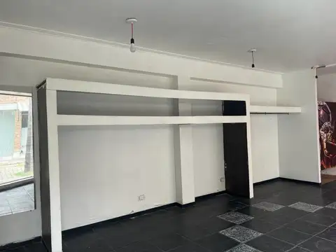 Local en Alquiler en Cañuelas, $ 600.000
