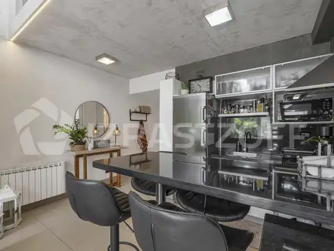 Departamento en Venta con 2 cocheras