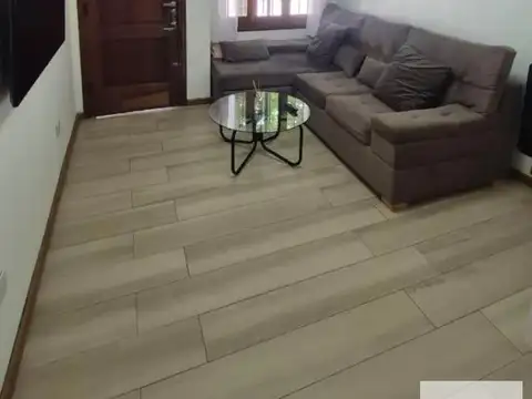 Casa en venta - 2 Dormitorios 1 Baño - Piñeyro