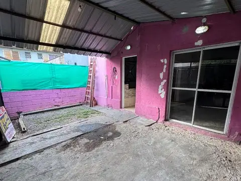 Casa 3 ambientes con 2 baños