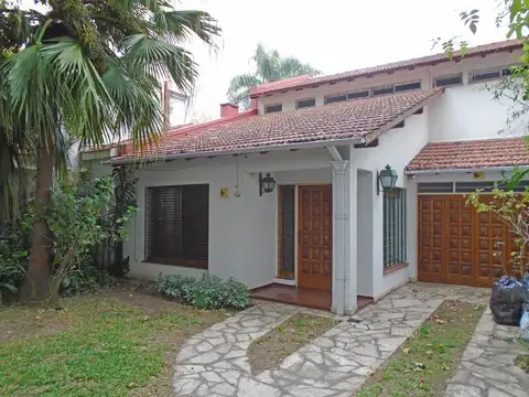Julio A. Roca al 2300
