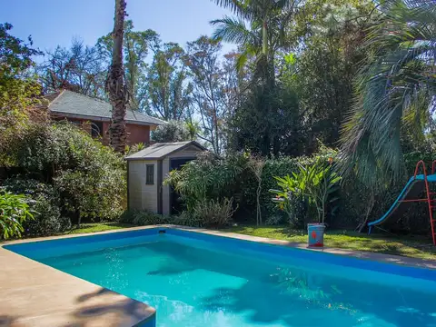 Casa IMPECABLE  en  Santa Rita