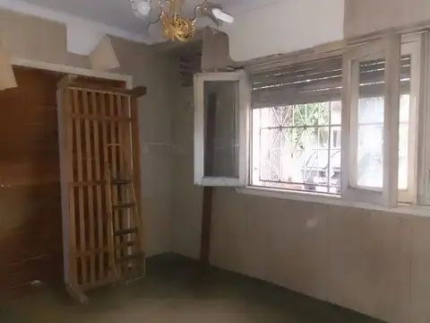 Depto Tipo Casa en Venta 57 años
