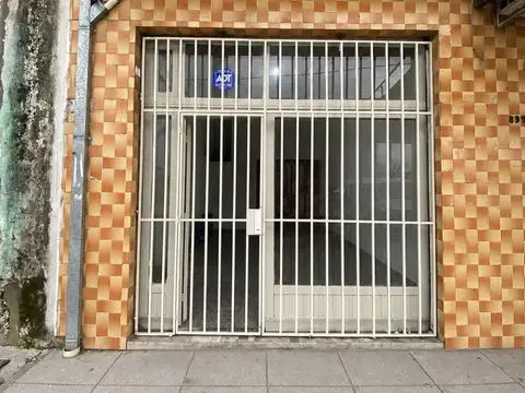 Local - Alquiler - Argentina, La Matanza - Juan Manuel de Rosas 8977