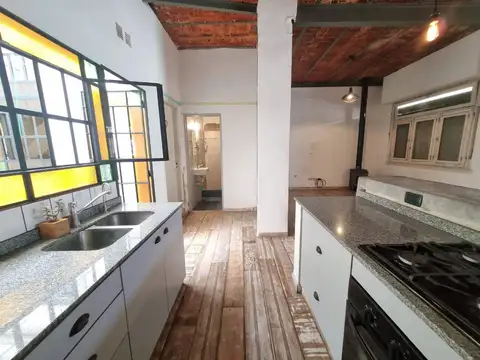 Casa 3 ambientes con 1 baño