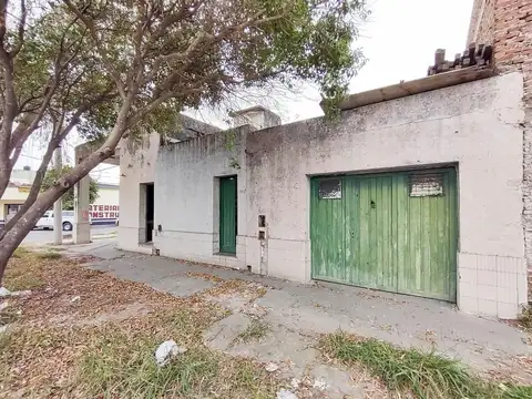 VENTA GALPÓN 175 M² BARRIO ALVEAR A REFACCIONAR