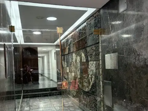 VENTA MONOAMBIENTE EN RECOLETA