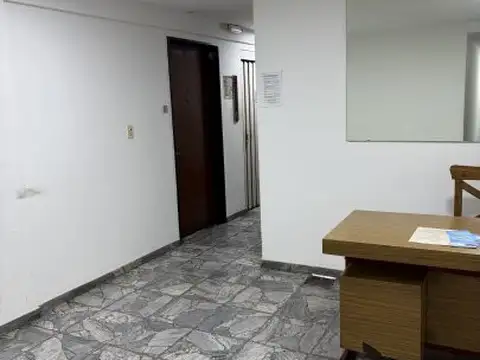 Charcas 2800, Piso 1