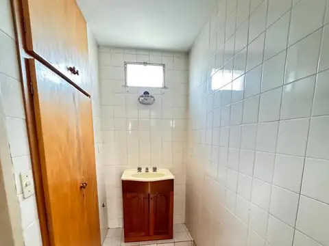 Departamento 5 ambientes con 1 baño