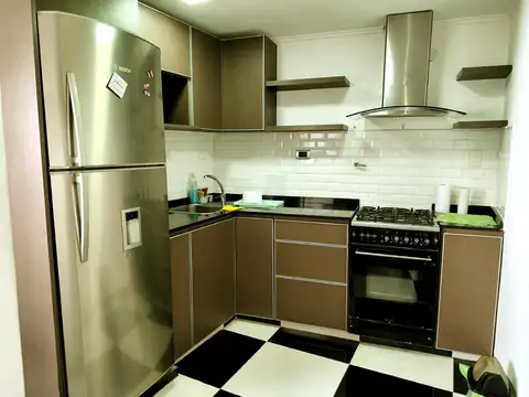 Departamento 3 Ambientes – 78 m² – Refaccionado a Nuevo – Parrilla – Av. Mitre 1089, Avellaneda