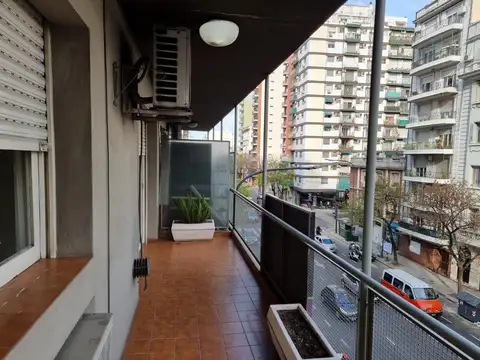 3 ambientes frente   balcón, muy buen edifico !!
