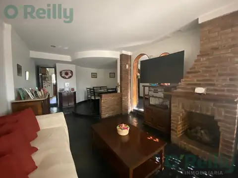 Casa 6 ambientes con 3 baños