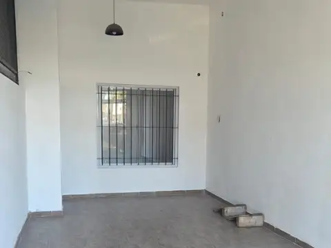 Casa en Alquiler en Villa Gobernador Galvez, $ 650.000