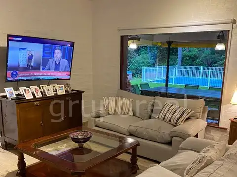 Casa en Alquiler Temporal en El Ombu, USD 4.000