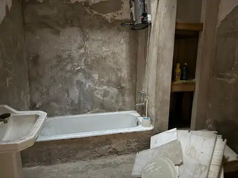 EXCELENTE PH DE 245 METROS PARA REFACCIONAR