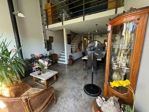 Venta Edificio en Block. 4 unidades funcionales y 4 cocheras