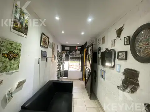 Local Comercial en Berisso Av. Montevideo e/ Genova y calle 8