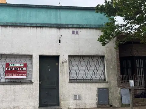 COMODA CASA A METROS DE RUTA 202