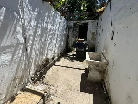 COMODA CASA A METROS DE RUTA 202