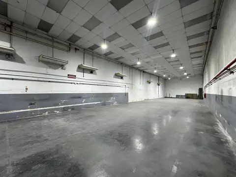 Galpon en alquiler - 788m2 - Barracas