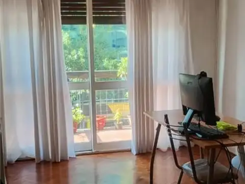 DEPARTAMENTO DE 2 AMBIENTES C/ BALCON