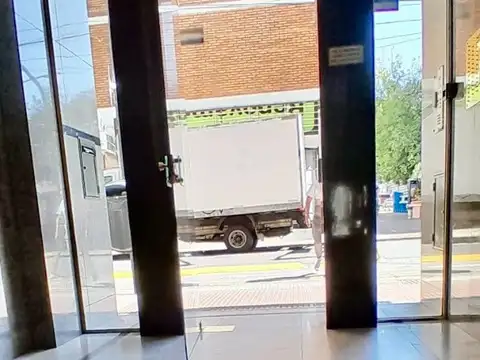 Montevideo 700, Piso 2