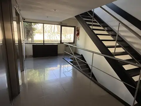 Oficina en Venta 25 años