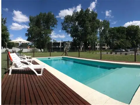 NUEVO INGRESO! AMPLIO 3 AMBIENTES CON BALCON Y PARRILLA!