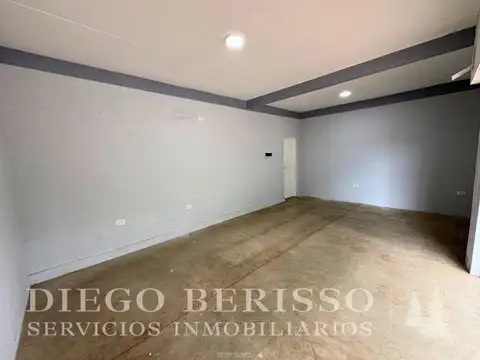 LOCAL COMERCIAL EN LOS CARDALES