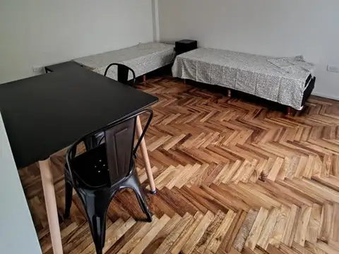 Castillo 100, Piso 4