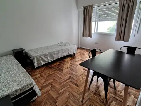 Castillo 100, Piso 4